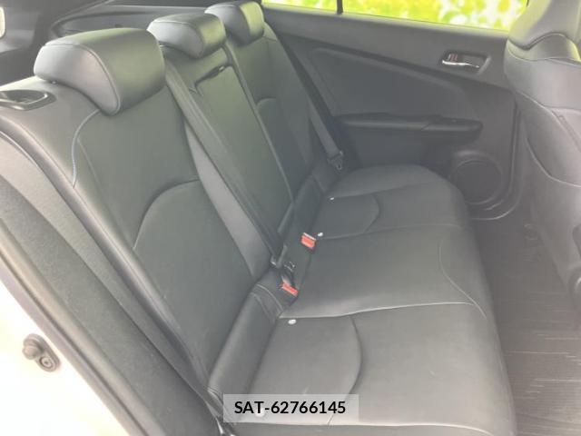 Toyota PRIUS 2016-06 8652112-4