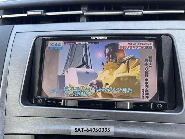 Toyota PRIUS 2015-07 8652142-10