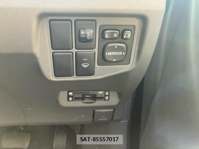 Toyota PRIUS 2011-11 8652161-15