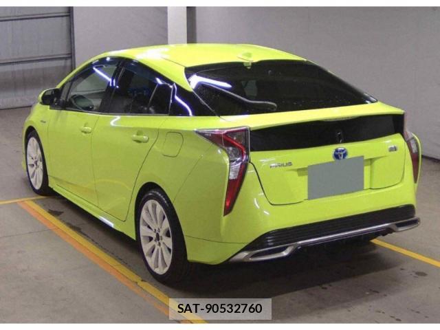 Toyota PRIUS 2015-12 8652241-1