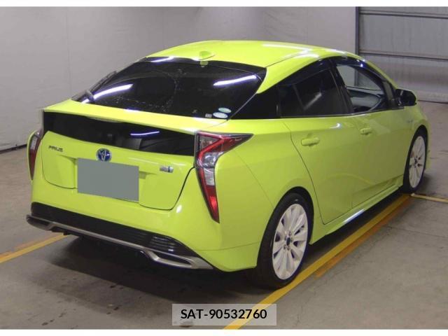 Toyota PRIUS 2015-12 8652241-4