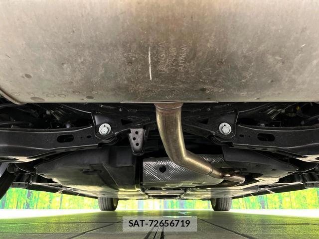 Toyota PRIUS 2024-03 8652357-18