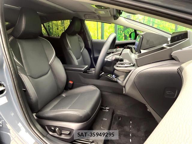 Toyota PRIUS 2024-10 8652359-7