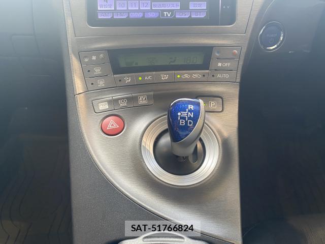 Toyota PRIUS 2012-09 8652506-10