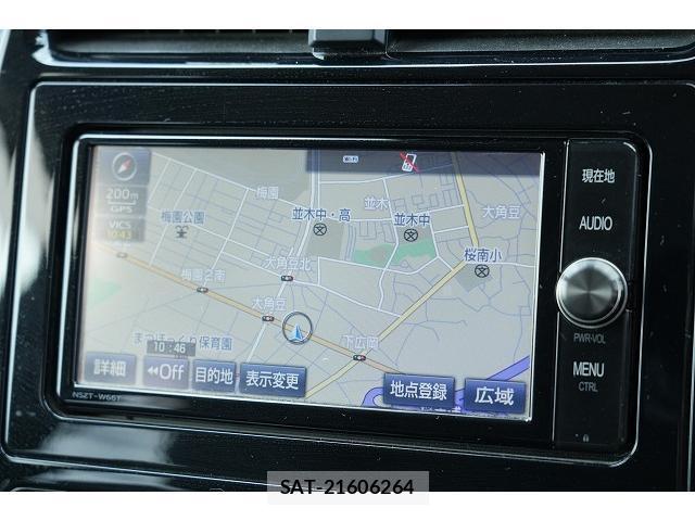 Toyota PRIUS 2017-02 8652550-13