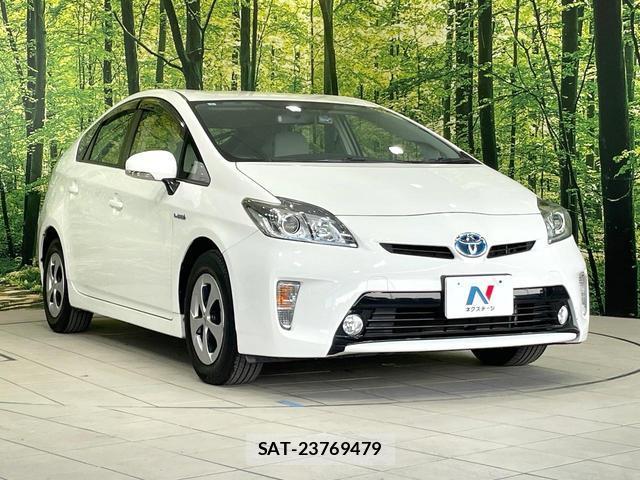 Toyota PRIUS 2015-06 8652571-15
