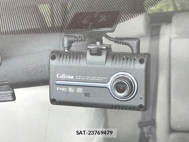 Toyota PRIUS 2015-06 8652571-4