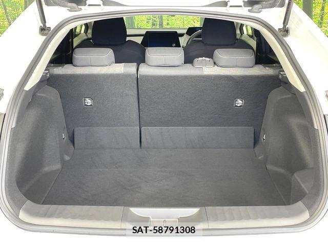 Toyota PRIUS 2025-04 8652576-9