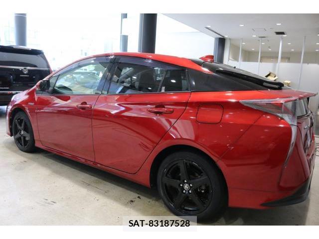 Toyota PRIUS 2015-12 8652619-13