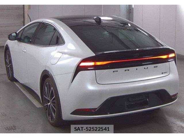 Toyota PRIUS 2023-02 8652655-1