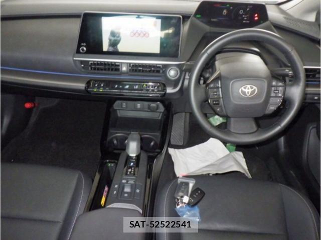 Toyota PRIUS 2023-02 8652655-2