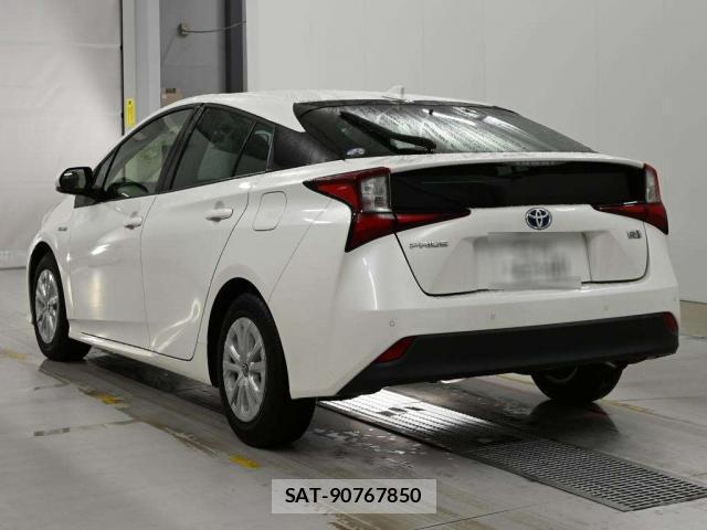 Toyota PRIUS 2020-01 8652698-11
