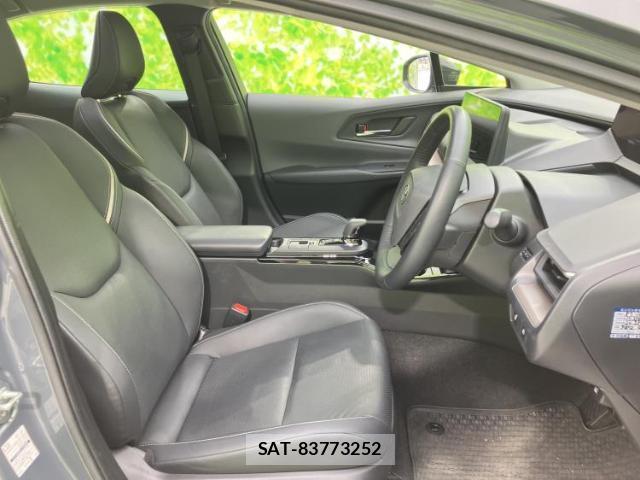 Toyota PRIUS 2023-05 8652732-3