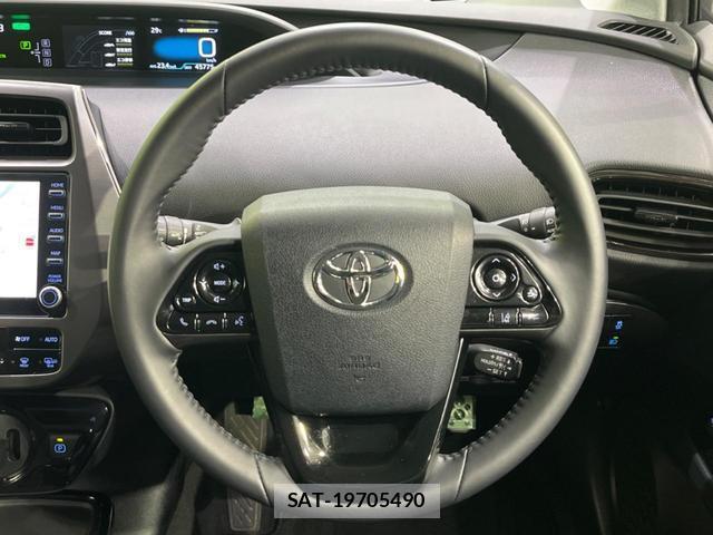 Toyota PRIUS 2021-08 8652734-10