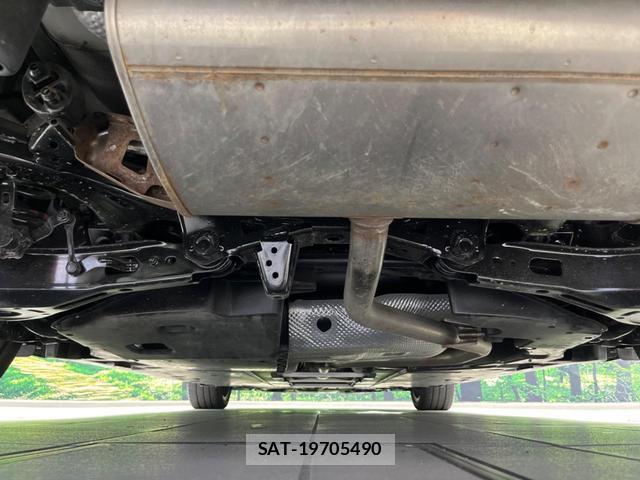 Toyota PRIUS 2021-08 8652734-18
