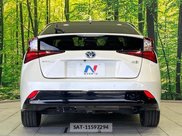 Toyota PRIUS 2019-05 8652740-14