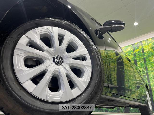 Toyota PRIUS 2022-08 8652746-12
