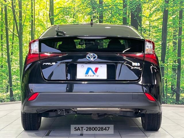 Toyota PRIUS 2022-08 8652746-14