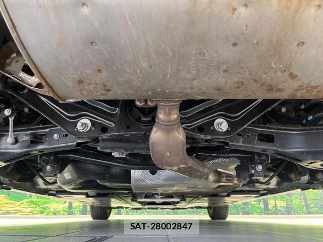 Toyota PRIUS 2022-08 8652746-18