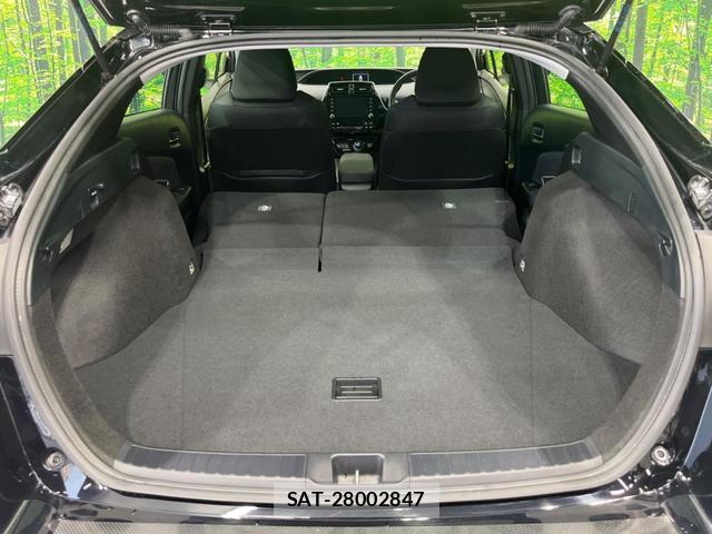 Toyota PRIUS 2022-08 8652746-9
