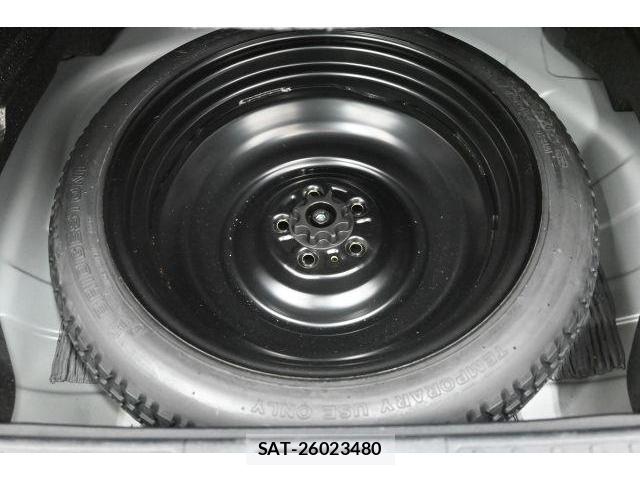 Toyota PRIUS 2016-03 8652888-12