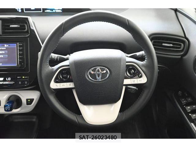 Toyota PRIUS 2016-03 8652888-17