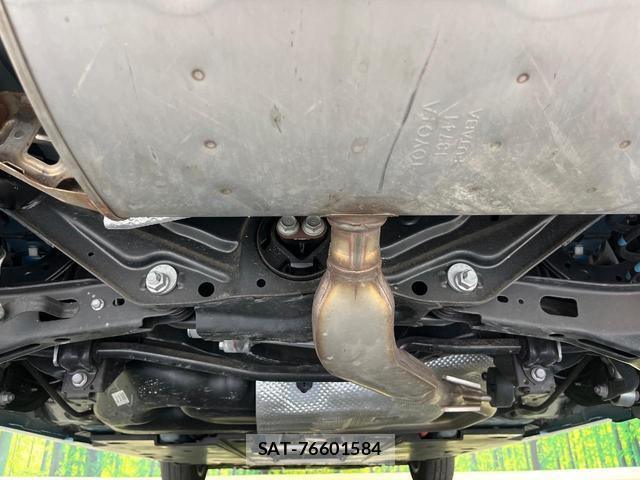 Toyota PRIUS 2022-11 8652931-18