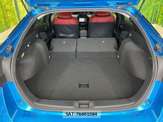 Toyota PRIUS 2022-11 8652931-9