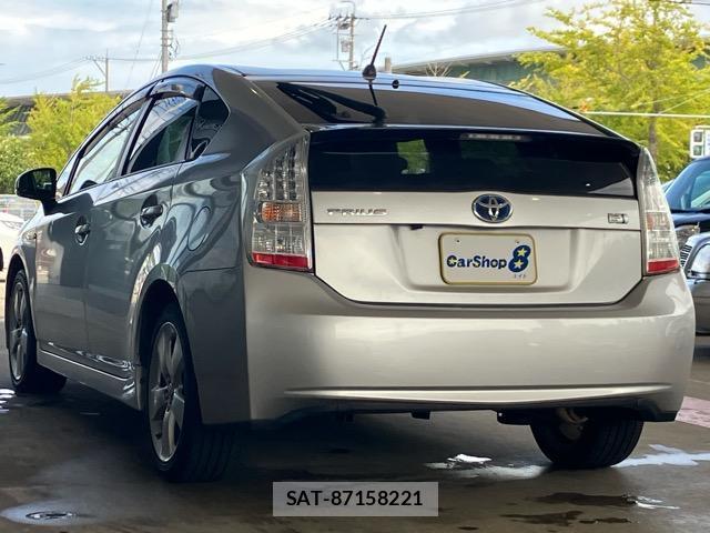 Toyota PRIUS 2009-10 8653004-1