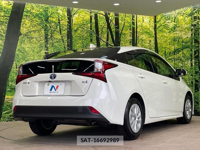 Toyota PRIUS 2020-03 8653190-16