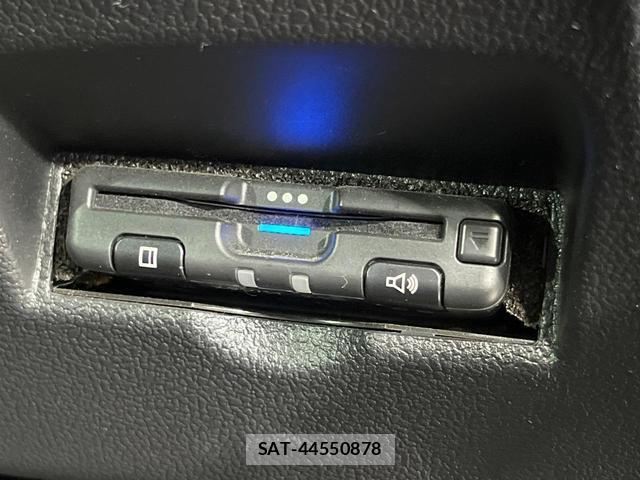 Toyota PRIUS 2019-12 8653275-7