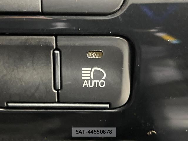 Toyota PRIUS 2019-12 8653275-8