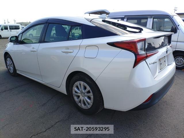 Toyota PRIUS 2021-08 8653377-5