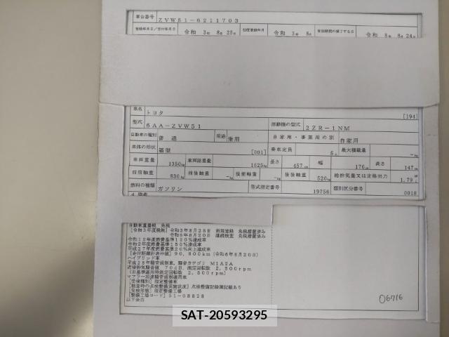 Toyota PRIUS 2021-08 8653377-8
