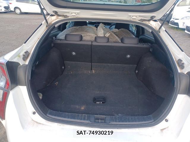 Toyota PRIUS 2017-08 8653422-7