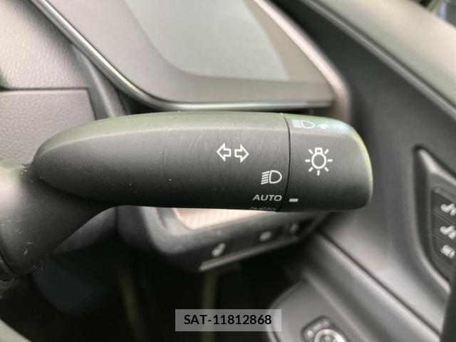 Toyota PRIUS 2023-10 8653482-15