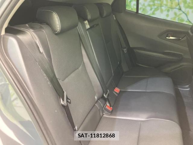 Toyota PRIUS 2023-10 8653482-4