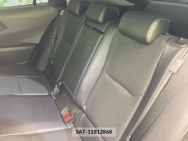 Toyota PRIUS 2023-10 8653482-6