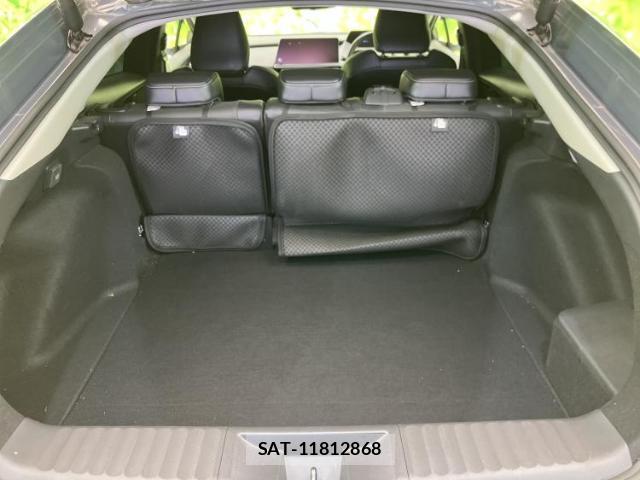 Toyota PRIUS 2023-10 8653482-7