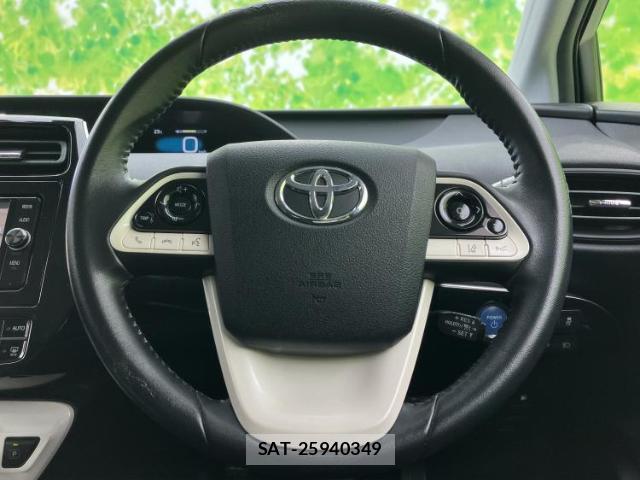 Toyota PRIUS 2017-06 8653524-13