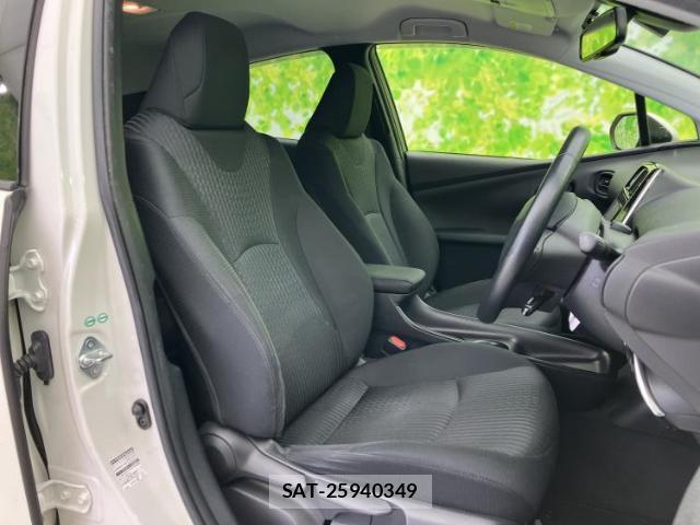 Toyota PRIUS 2017-06 8653524-3