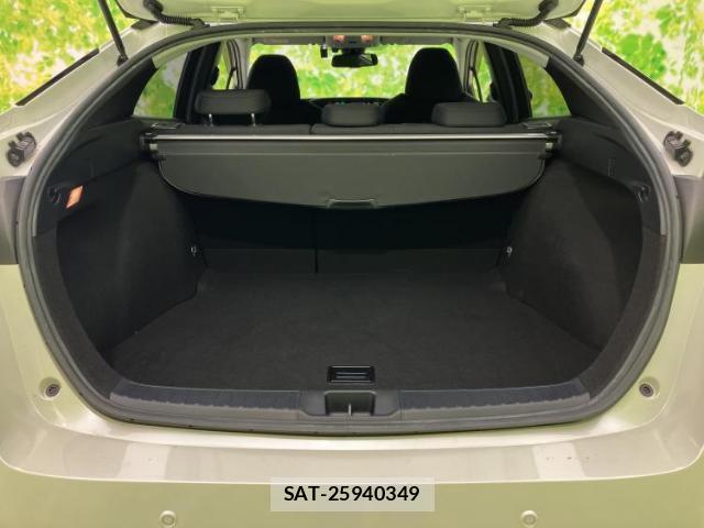 Toyota PRIUS 2017-06 8653524-7