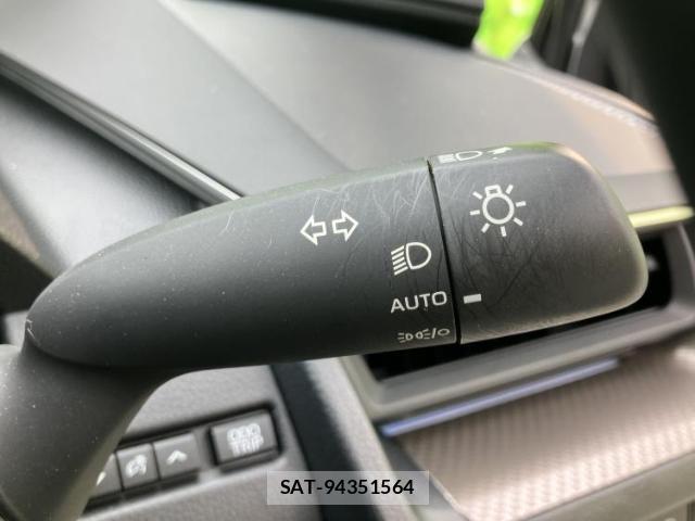 Toyota PRIUS 2024-07 8653635-14