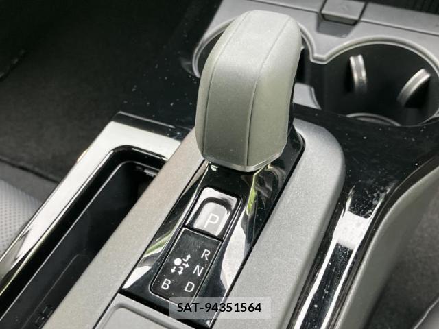 Toyota PRIUS 2024-07 8653635-16