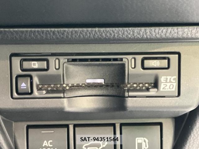 Toyota PRIUS 2024-07 8653635-17