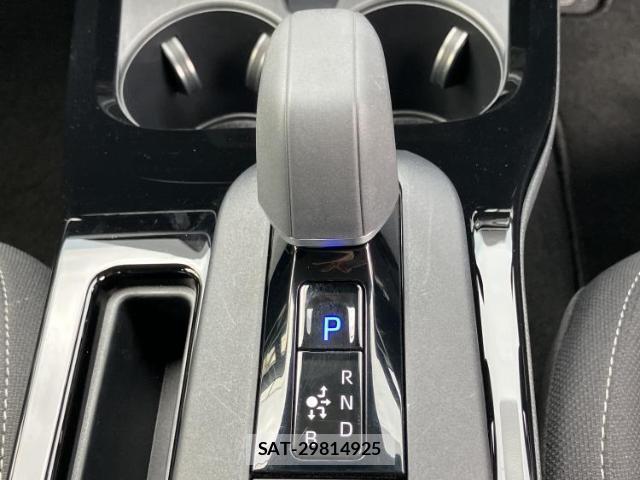 Toyota PRIUS 2025-02 8653689-16