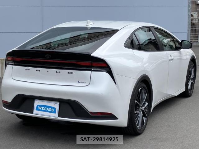 Toyota PRIUS 2025-02 8653689-2