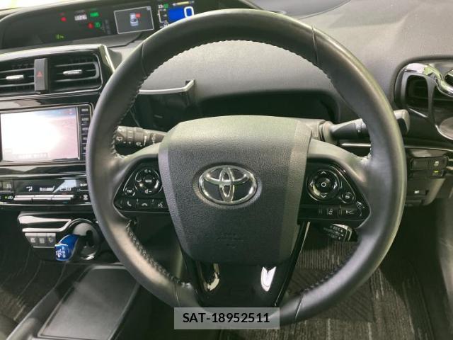 Toyota PRIUS 2019-08 8653720-14