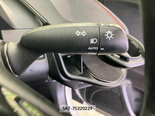Toyota PRIUS 2023-02 8653750-9