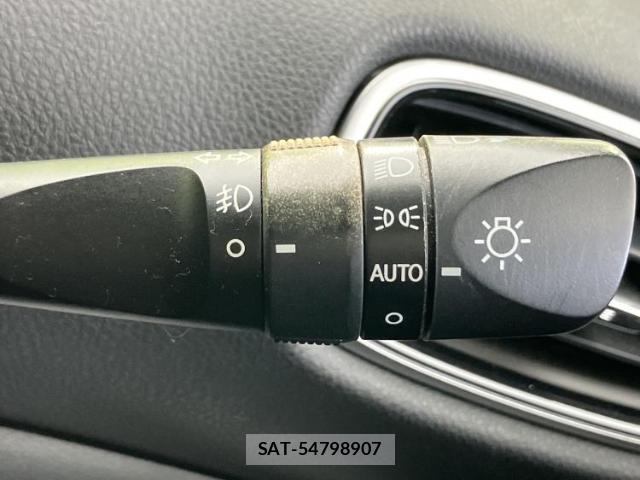 Toyota PRIUS 2018-03 8653770-14